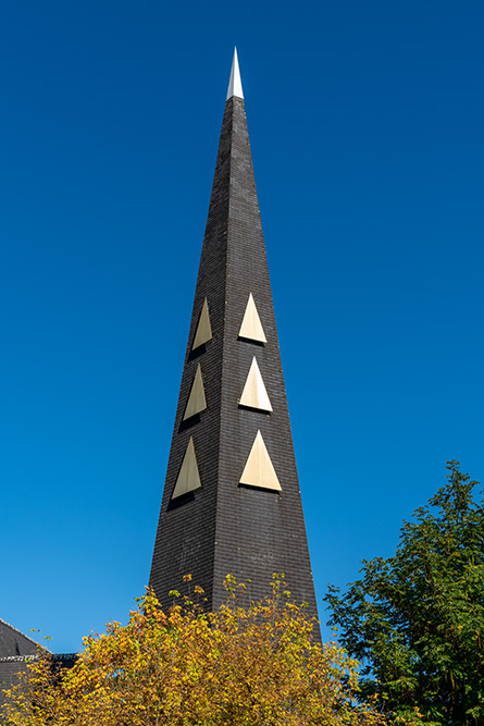 Katholische Kirche zur Auferstehung in Konolfingen