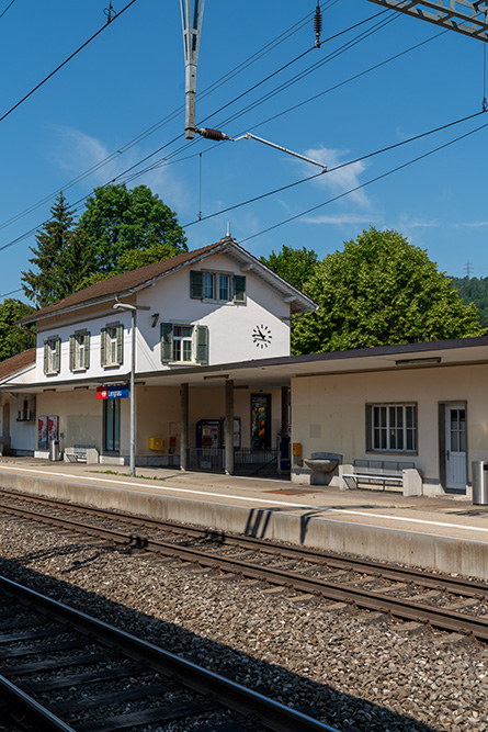 Bahnhof in Lengnau BE