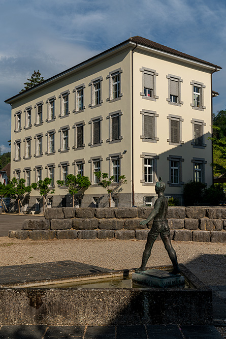 Mittelstufenschulhaus Dorf