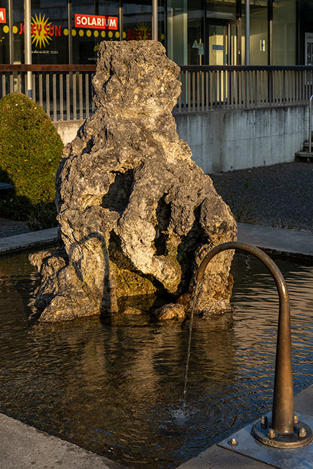 Brunnen auf dem Dorfplatz