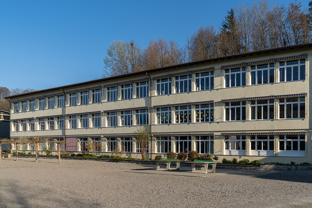 Primarschule Dorf in Neuenegg