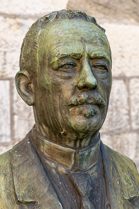 Oberst Eduard Will