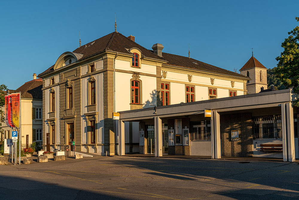 Cinéma et Poste à La Neuveville