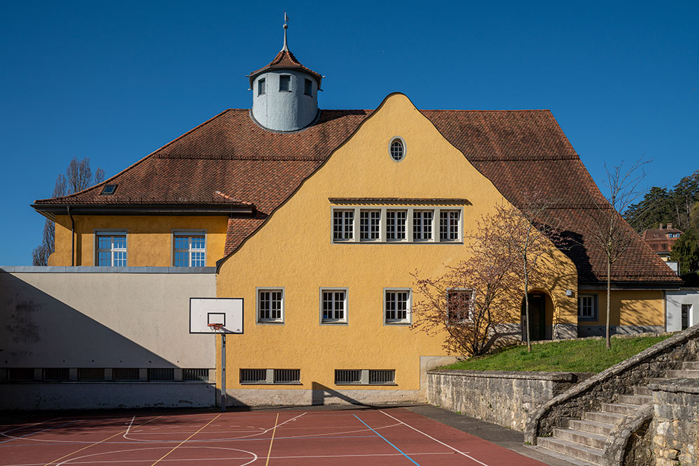 Sporthalle in Biel