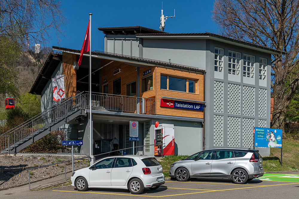 Talstation der Luftseilbahn Adliswil-Felsenegg