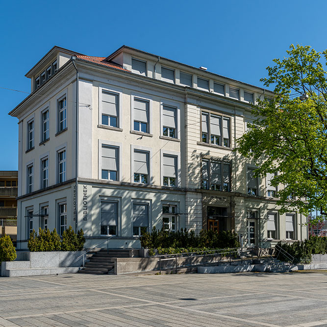 Bahnhofplatz Adliswil