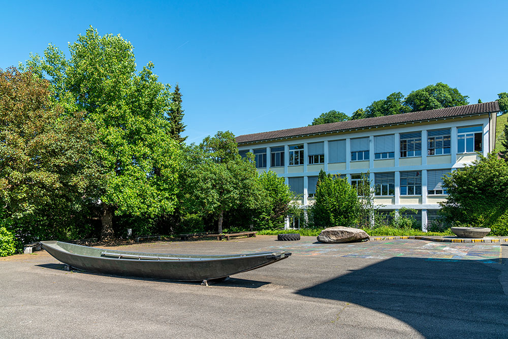 Schulhaus Hübel