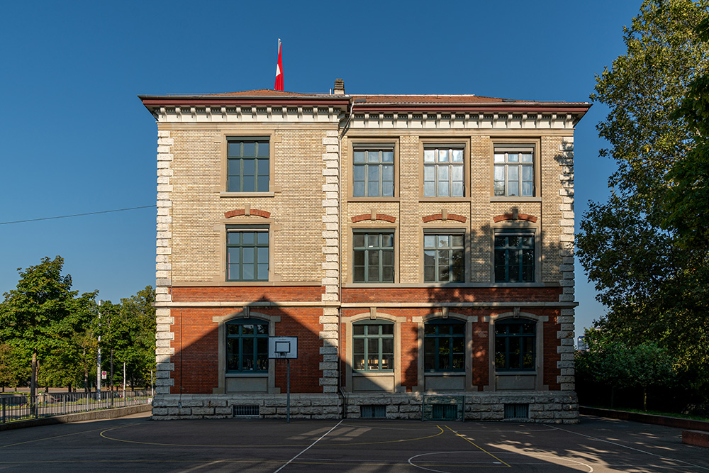 Schulhaus Halde
