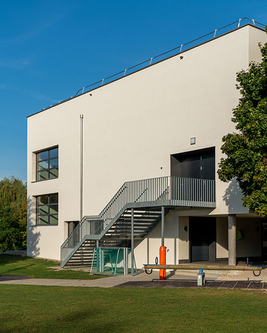 Schulhaus Bützenen