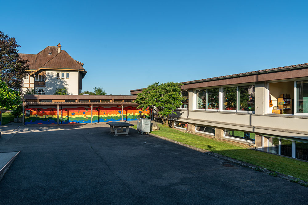 Schulhaus in Schlosswil